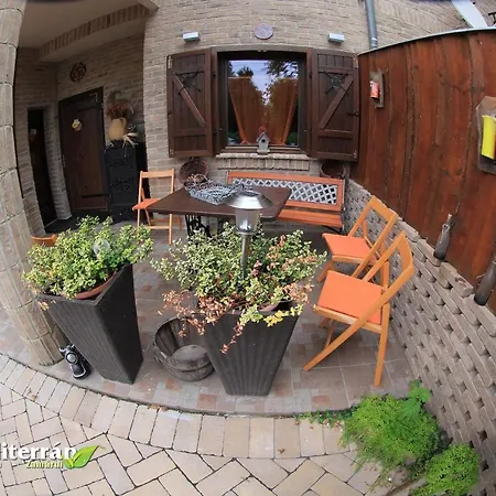 Apartman In Zamardi/balaton 20365